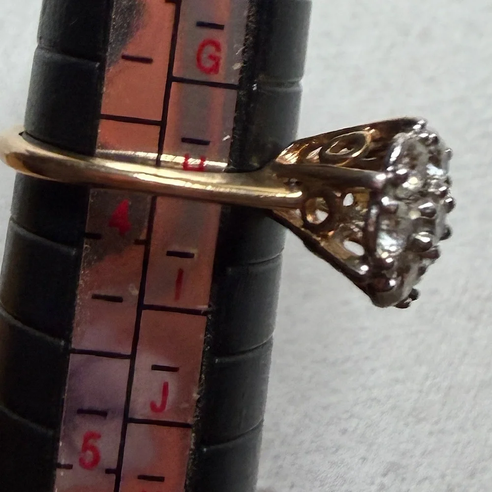 14K Gold Cluster Ring - Picture 5 of 7